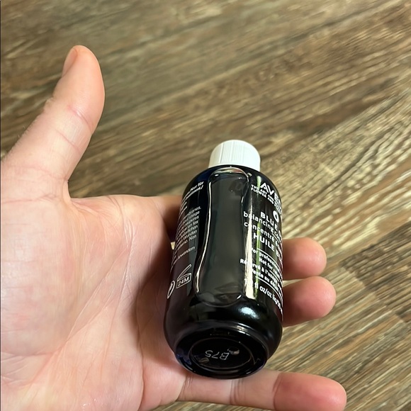 Aveda Blue Oil Balancing Concentrate - Picture 3 of 4